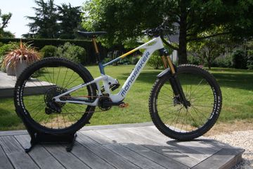 Tweedehands Mondraker NEAT RR 2024 2024 Mountainbike — afbeelding 1 van 4