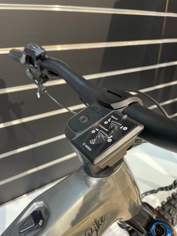 Brugt Focus THRON 6.8 ABS 2025 Mountainbike — billede 6 af 12
