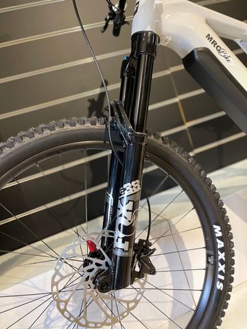Focus SAM 6.8 2025 Mountainbike d'occasion — image 4 sur 7