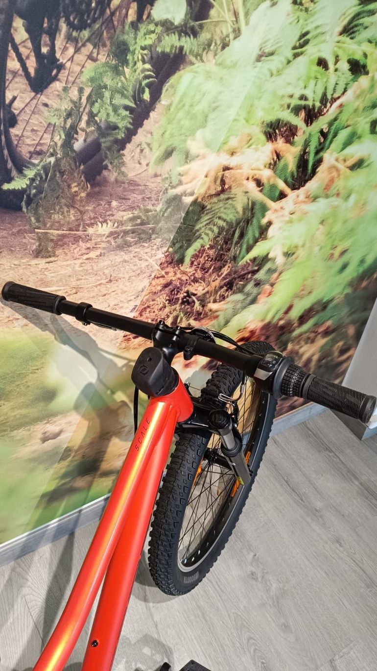 Brugt Scott 24 2025 Mountainbike — billede 5 af 6