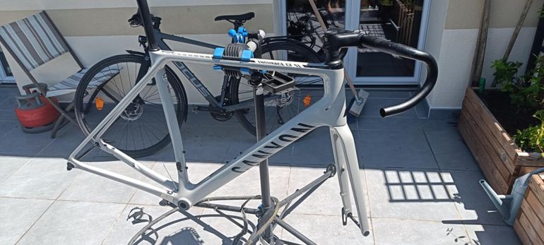 Brugt Canyon Endurace CF SL 8 2022 Frameset 2022 Road & Gravel — billede 2 af 8