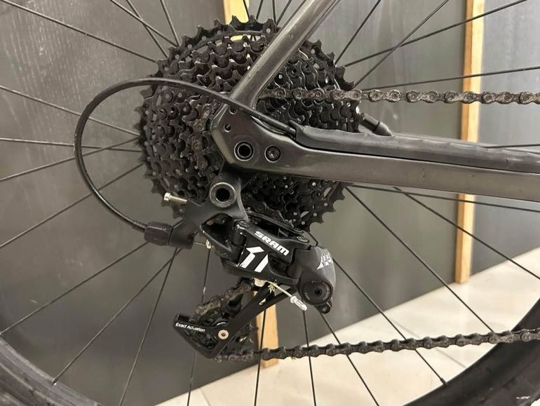 Brugt Specialized Diverge Base Carbon 2021 2021 Road & Gravel — billede 3 af 5