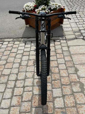Gebrauchtes Scott Gambler 20 2025 Mountainbike, Hellgrau — Bild 3 von 4