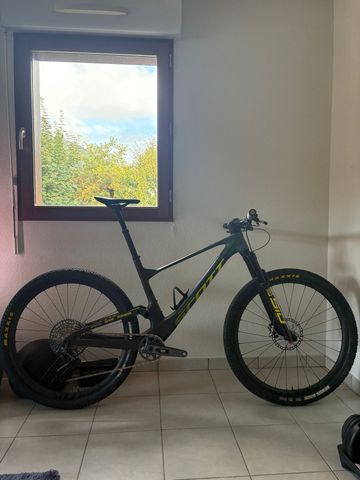 Used Scott Spark SRAM GX Eagle AXS (T-Type) 2022 Mountainbike, Green — image 1 of 3