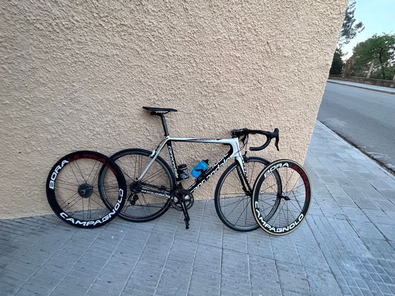 Used Cannondale Super Six 2012 Road & Gravel, White — image 1 of 4