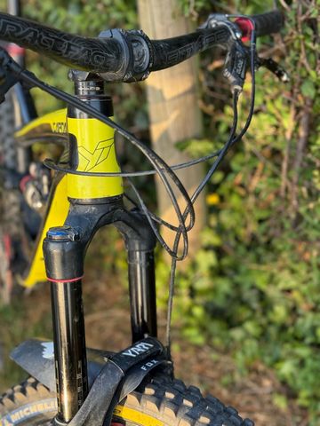 Brugt Yt Industries Capra 2017 2017 Mountainbike — billede 3 af 7
