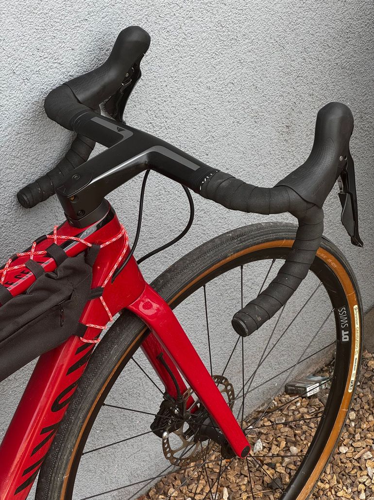 Gebrauchtes Canyon Ultimate CF SL 7 Disc 2022 2022 Road & Gravel, Rot — Bild 1 von 5