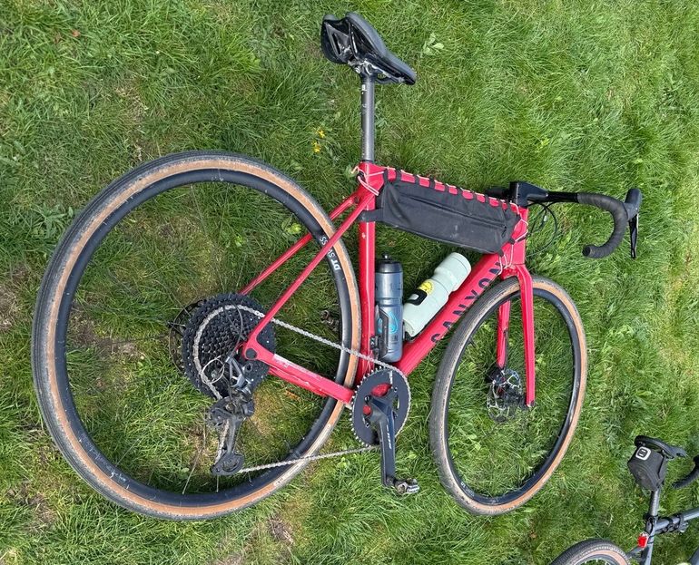 Gebrauchtes Canyon Ultimate CF SL 7 Disc 2022 2022 Road & Gravel, Rot — Bild 5 von 5