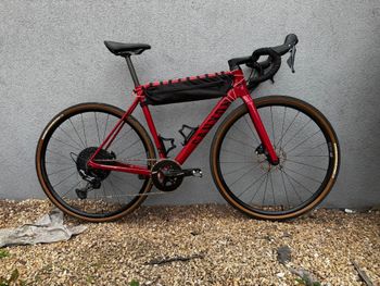 Gebrauchtes Canyon Ultimate CF SL 7 Disc 2022 2022 Road & Gravel, Rot — Bild 2 von 5