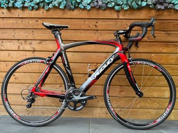 Used Ridley Ridley Noah Voll Carbon, Shimano Ultegra, Grosse 70 2017 Road & Gravel, Black — image 1 of 21