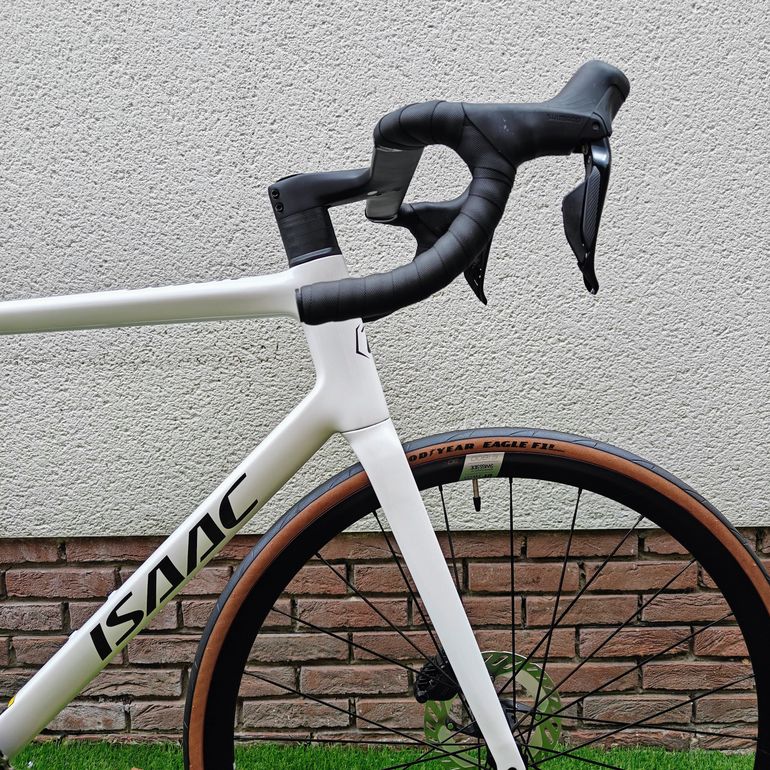 Used Isaac Boson Disc - Shimano 105 Di2 2025 Road & Gravel, Weiß — image 4 of 6