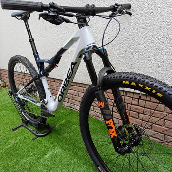 Used Orbea OIZ M21 2024 2024 Mountainbike, Blue, 29 — image 8 of 9