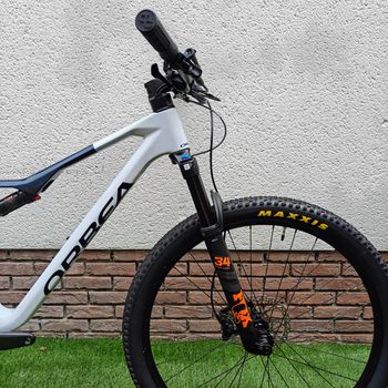 Used Orbea OIZ M21 2024 2024 Mountainbike, Blue, 29 — image 7 of 9
