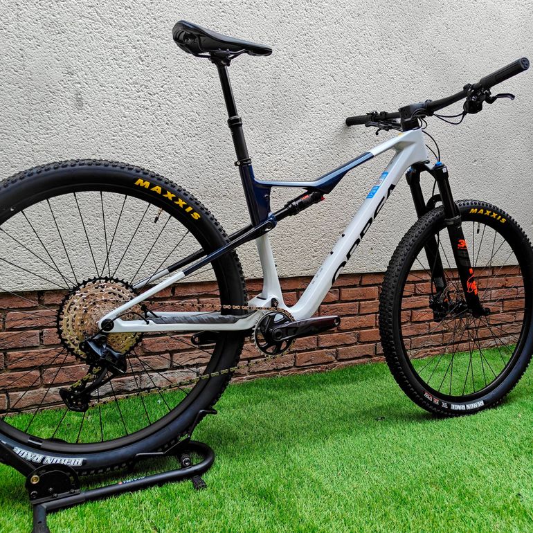 Used Orbea OIZ M21 2024 2024 Mountainbike, Blue, 29 — image 2 of 9