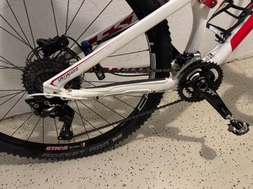 Used Specialized Epic Comp 29 2012 2012 Mountainbike, Red, 29 — image 2 of 5