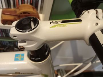 Gebrauchtes GT SERIES 4 2015 Road & Gravel, Weiß — Bild 9 von 14