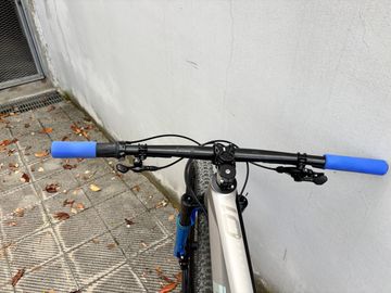 BMC Twostroke 01 ONE 2021 2021 Mountainbike usato, Grigio chiaro — immagine 6 di 6