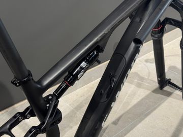 Gebrauchtes Specialized S-Works Epic 8 Frameset Frameset 2024 Mountainbike, Schwarz — Bild 5 von 7