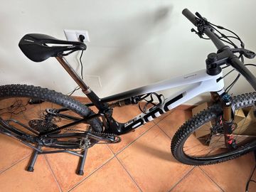 Brugt BMC Fourstroke Sram Eagle Transmission XX 2024 Mountainbike — billede 2 af 4