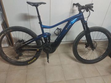 Použité Giant Trance X E+ 2 Pro 29er 2022 2022 Mountainbike — obrázek 1 z 3