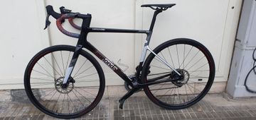 Cannondale Supersix SRAM Rival eTap AXS 2022 Road & Gravel usato