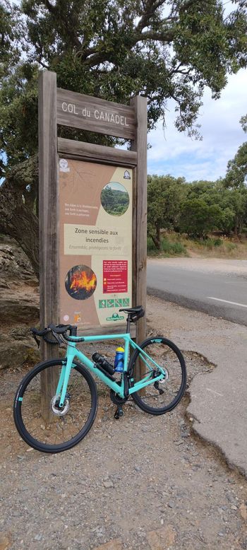 Used Bianchi Specialissima Shimano Ultegra 2024 Road & Gravel — image 2 of 3