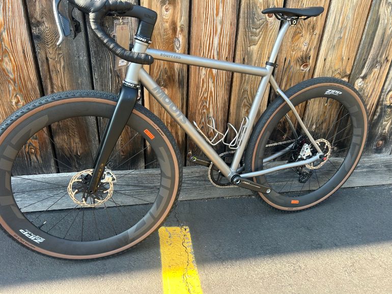 Used Moots Routt CRD RED XPLR 2024 2024 Road & Gravel, Light Gray — image 2 of 10
