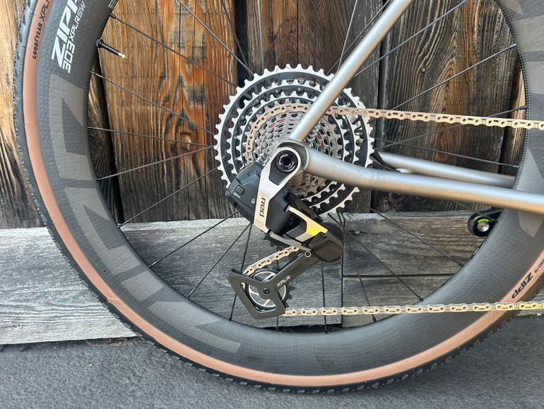 Used Moots Routt CRD RED XPLR 2024 2024 Road & Gravel, Light Gray — image 3 of 10