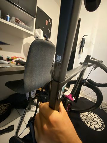 Tweedehands Canyon Aeroad SRAM Red eTap 2018 Road & Gravel — afbeelding 12 van 13