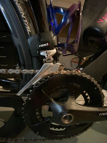 Gebrauchtes Canyon Aeroad SRAM Red eTap 2018 Road & Gravel, Schwarz — Bild 8 von 13