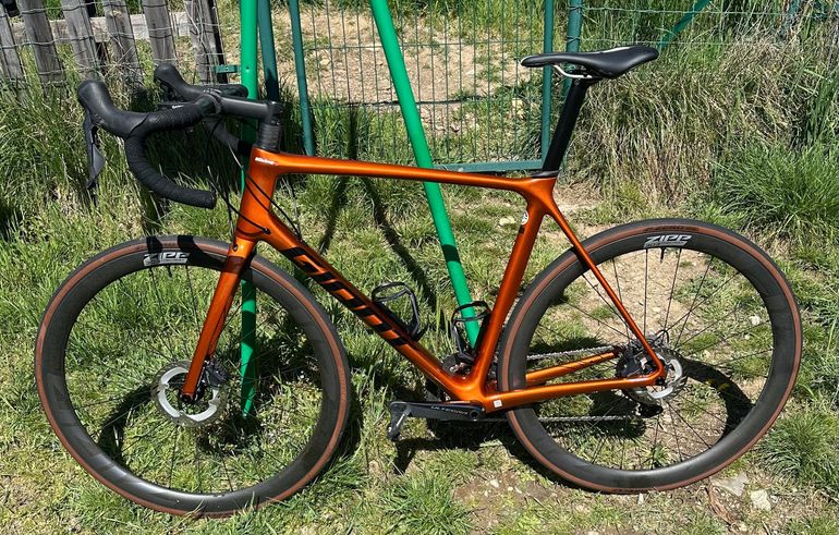 Used Giant TCR Advanced Disc 1 Pro Compact 2022 2022 Road & Gravel, Orange — image 2 of 4