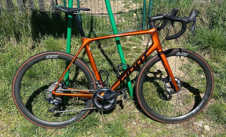 Used Giant TCR Advanced Disc 1 Pro Compact 2022 2022 Road & Gravel, Orange — image 1 of 4