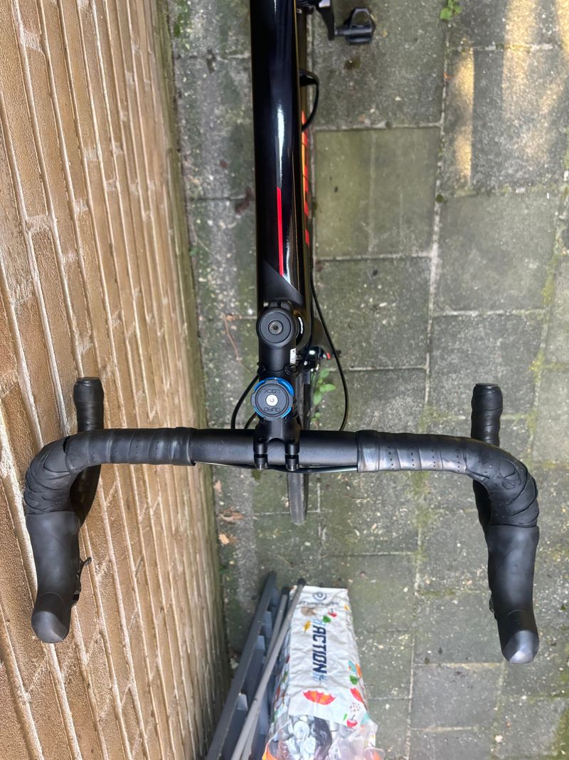 Used Trek Domane AL 2 2022 2022 Road & Gravel, Black — image 3 of 9