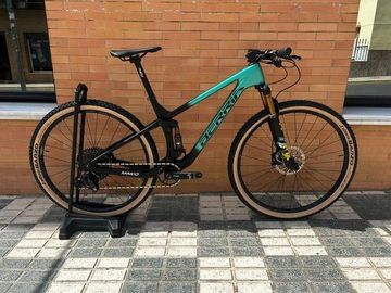 Used Berria Mako‎. SRAM GX Eagle AXS 2022 Mountainbike, Green — image 1 of 7
