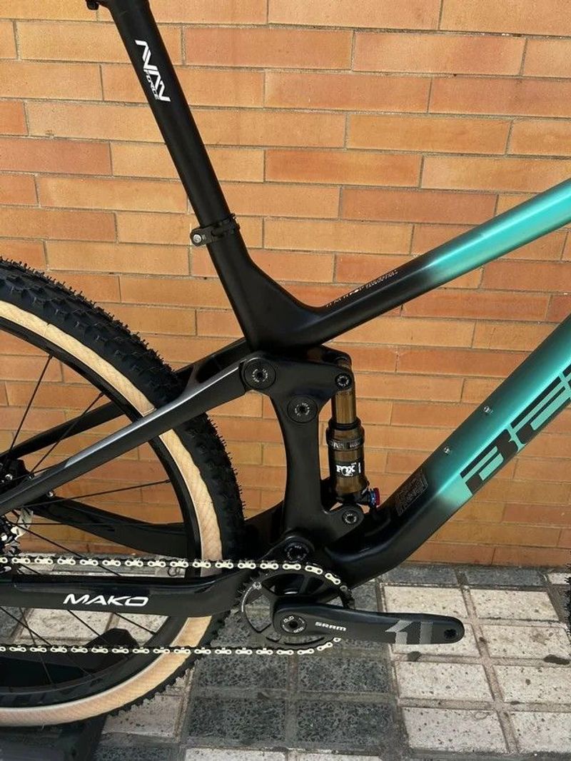 Used Berria Mako‎. SRAM GX Eagle AXS 2022 Mountainbike, Green — image 2 of 7