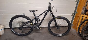 Gebrauchtes Scott Gambler 930 2021 2021 Mountainbike, Hellgrau, 29 — Bild 1 von 6