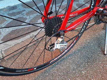 Used Pinarello FP3 2011 Road & Gravel, Red — image 3 of 5