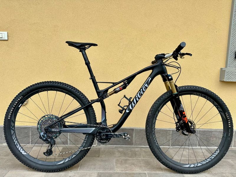 Wilier URTA SLR SRAM EAGLE XX1 AXS 2023 2023 MTB d'occasion