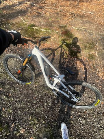Used CUBE Stereo SRAM GX Eagle 2024 Mountainbike, White, 29 — image 4 of 7
