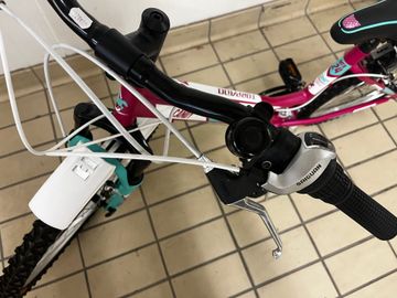 Brugt Torpado VTT Enfant Candy 24 2022 Mountainbike — billede 4 af 5