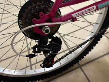 Brugt Torpado VTT Enfant Candy 24 2022 Mountainbike — billede 3 af 5