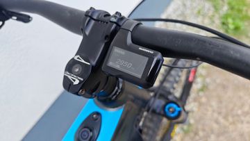 Used Focus SAM² Pro 2018 2018 Mountainbike, Light Gray, 27.5 — image 8 of 10