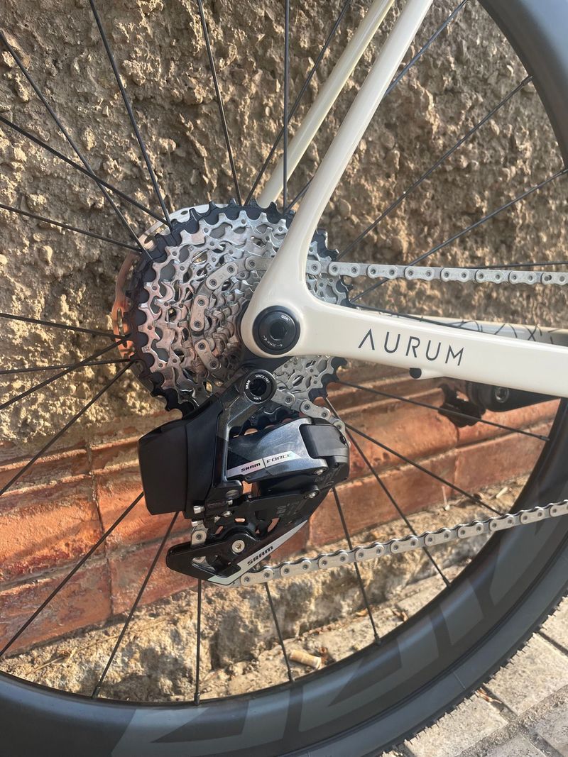 Used Aurum Manto 2025 Road & Gravel, White — image 3 of 5