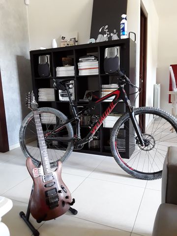 Brugt Specialized Men's Epic Comp Carbon 2018 2018 Mountainbike — billede 4 af 11