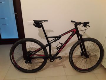 Brugt Specialized Men's Epic Comp Carbon 2018 2018 Mountainbike — billede 2 af 11
