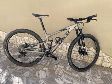 Gebrauchtes Trek Top fuel SRAM GX 2019 Mountainbike, Hellgrau — Bild 1 von 13