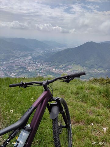 Orbea RISE H30 2024 2024 MTB usato
