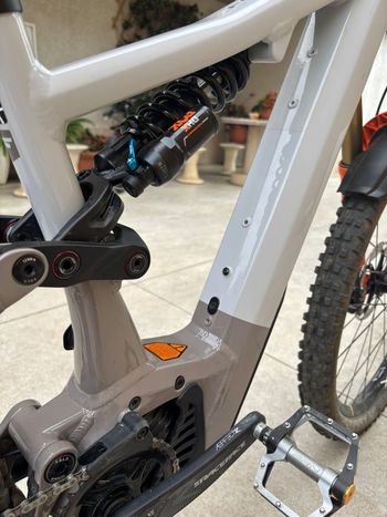Used Focus SAM ² 6.9 2023 2023 Mountainbike, Light Gray, 29 — image 6 of 14