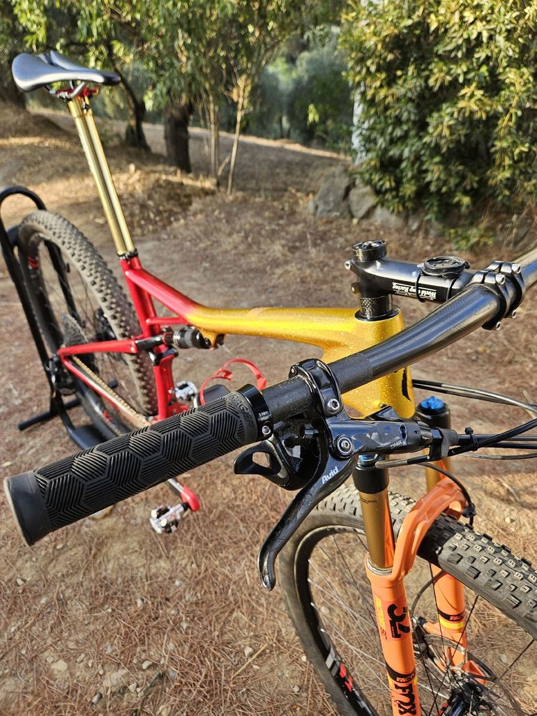 Used Specialized Epic SRAM GX Eagle 2019 Mountainbike, Red — image 3 of 14