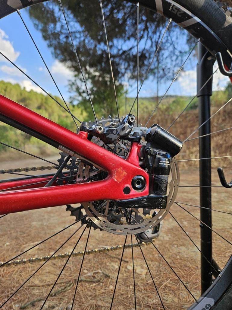 Used Specialized Epic SRAM GX Eagle 2019 Mountainbike, Red — image 8 of 14